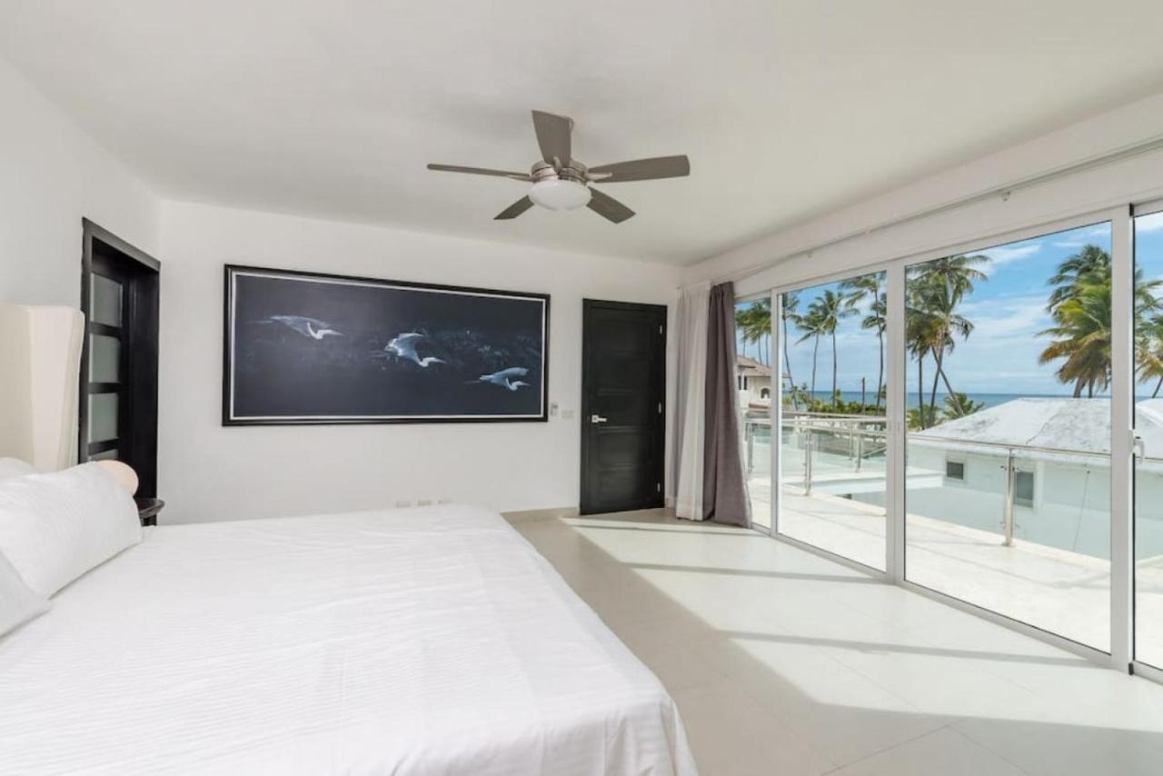 פונטה קאנה Villa Pandora Beach Front Villa With Chef Game Room Pool מראה חיצוני תמונה